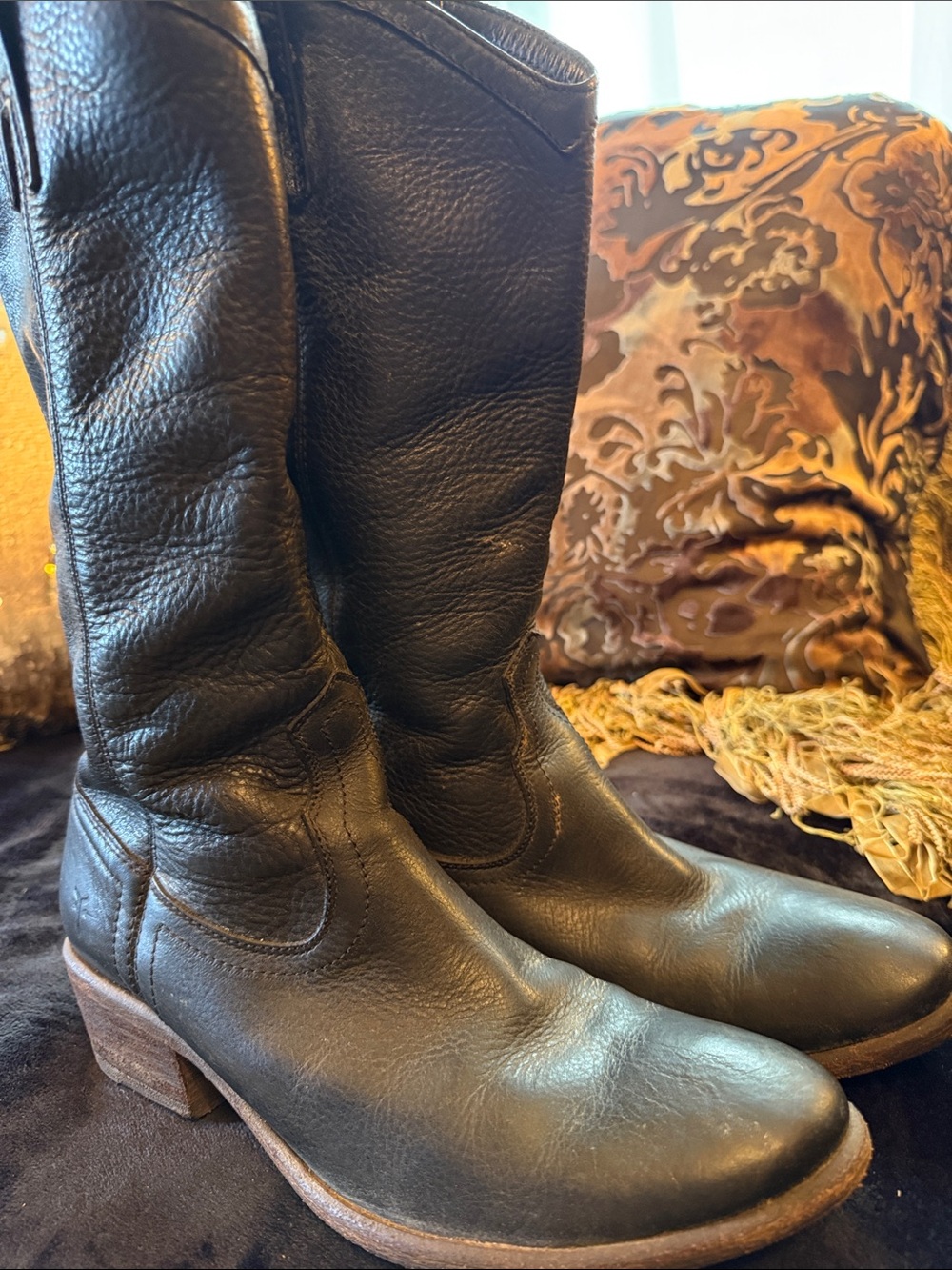 Frye Classic Black Leather  Women's Boots